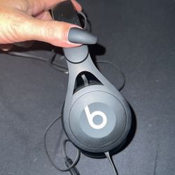 Beats EP Wired On-Ear Headphones - Built In mic - Black