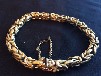 14k solid gold unique on market bracelet