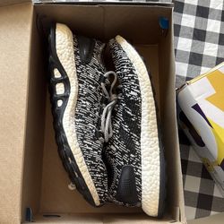 Adidas, pure boost Oreo
