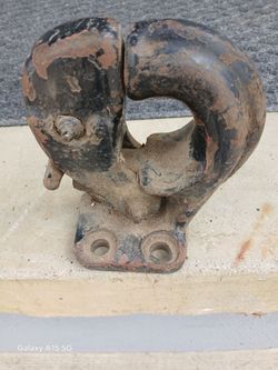 Pintel heavy duty hitch with grease fitting