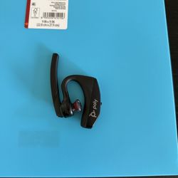Plantronics® Voyager™ 5200 Bluetooth® Mobile Over-The-Ear Headset