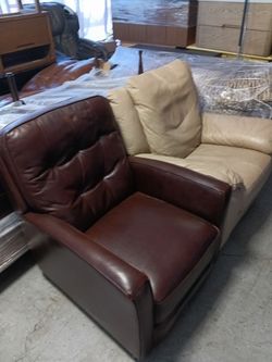 Two beautiful chairs in a great condition