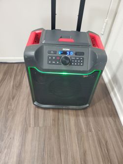 ION PATHFINDER 280 SPEAKER WITH BLUETOOTH AND LIGHT RECHARGEABLE BATTERY