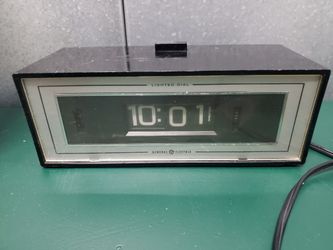 Vintage General Electric Roll Dial Clock