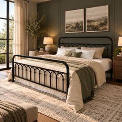 King Size Bed Frame Black Metal Bed Frame with Arched Headboard