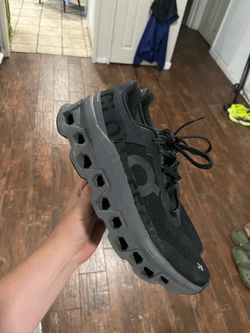 On Cloudmonster black