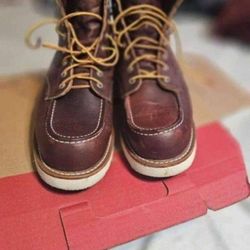 Red Wings Boots 