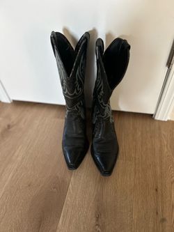Women’s Ariat 7.5B