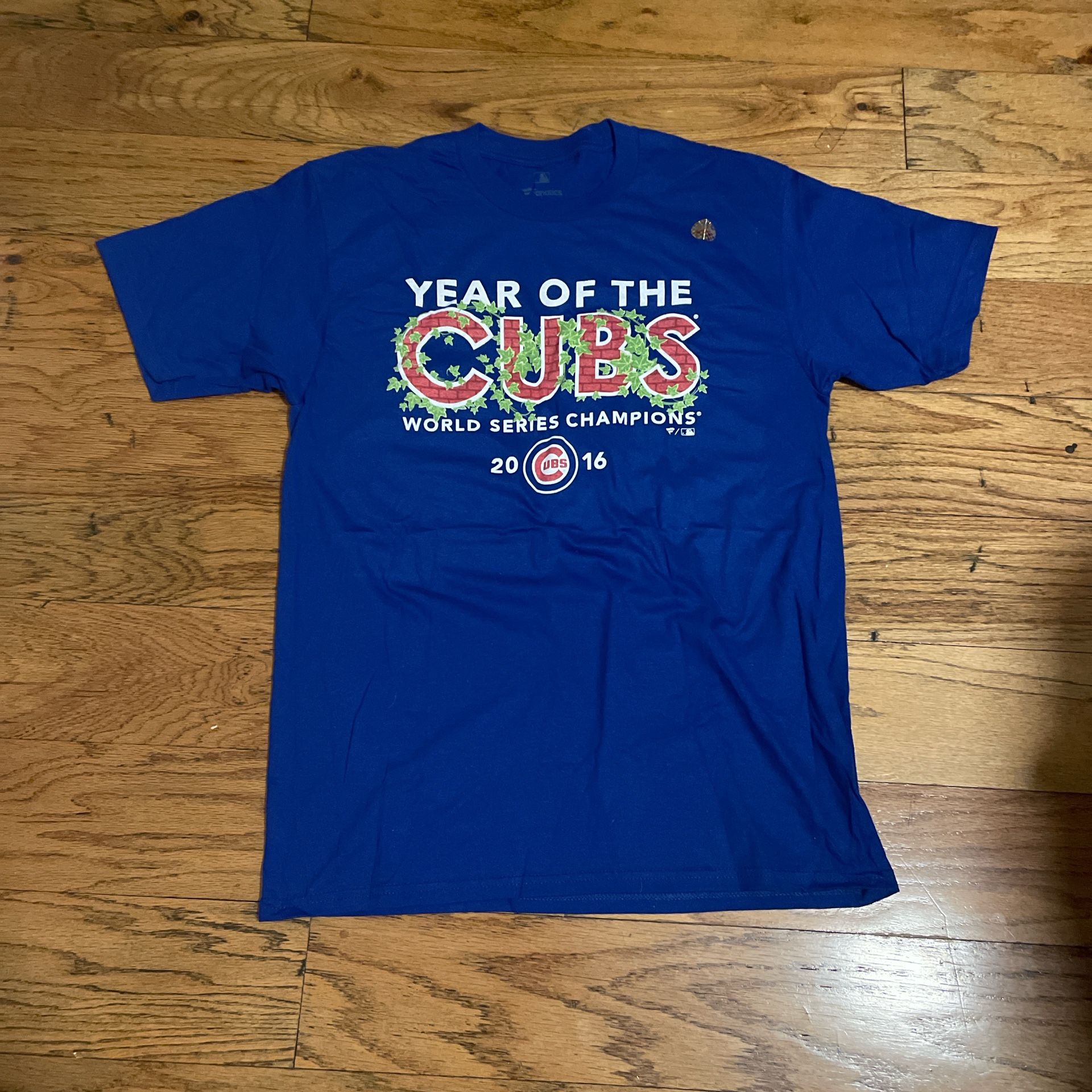 2016 MLB World Series Champions Chicago Cubs Shirt!
