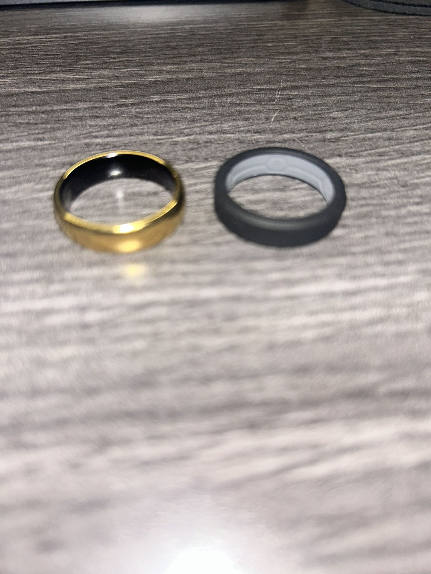 Ridge- 24KT Gold Tungsten Men’s Ring