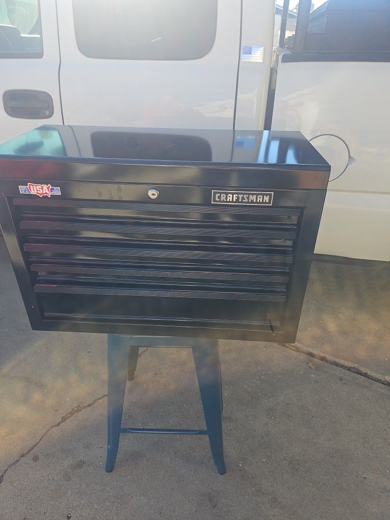 CRAFTSMAN TOOL BOX