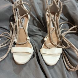 Steve Madden Twisty White Strappy Lace Up Open Toe Heels 7.5