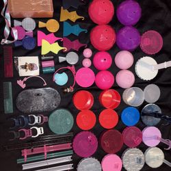 LOL Doll Stands, Containers, Hangers, Brushes, combs and misc - large set- LOTZ