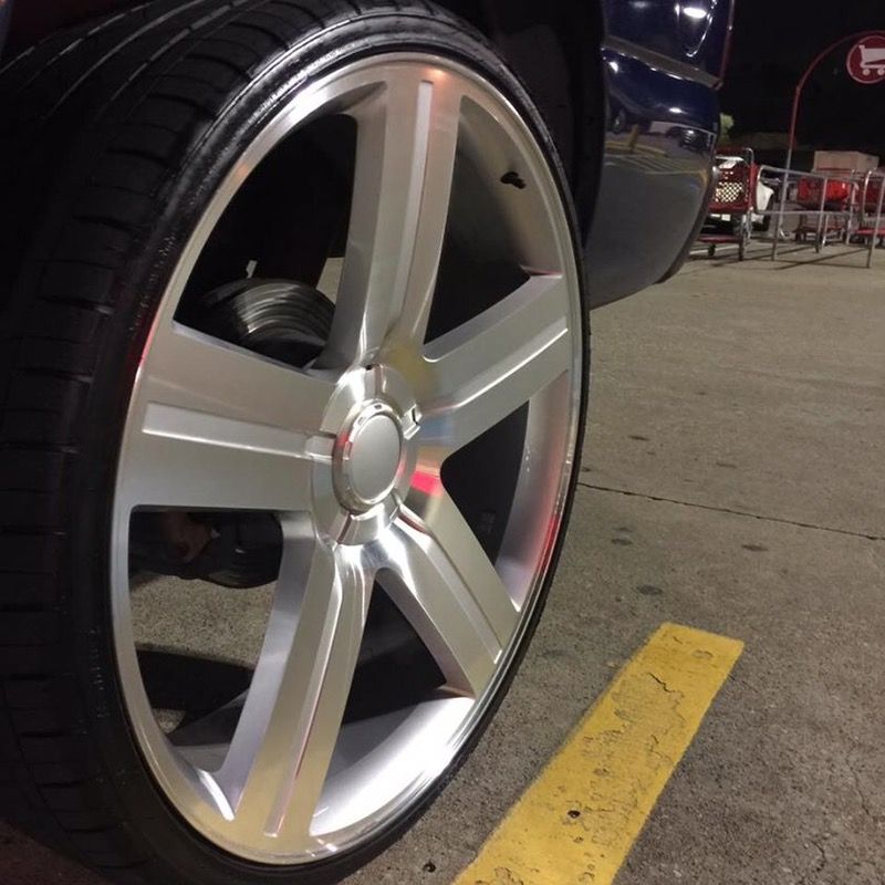 28" Texas Edition Replica Rims 28s