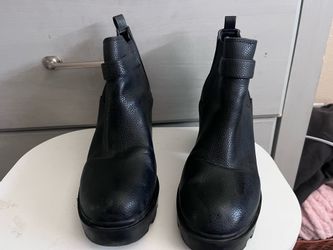 Black boots