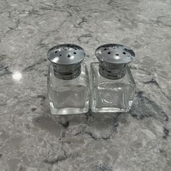 Vintage Miniature Glass Salt and Pepper Shakers Set 2 Pack, Clear