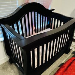Baby Crib With Mattress