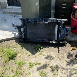 Radiator support 2017 Hyundai find radiator