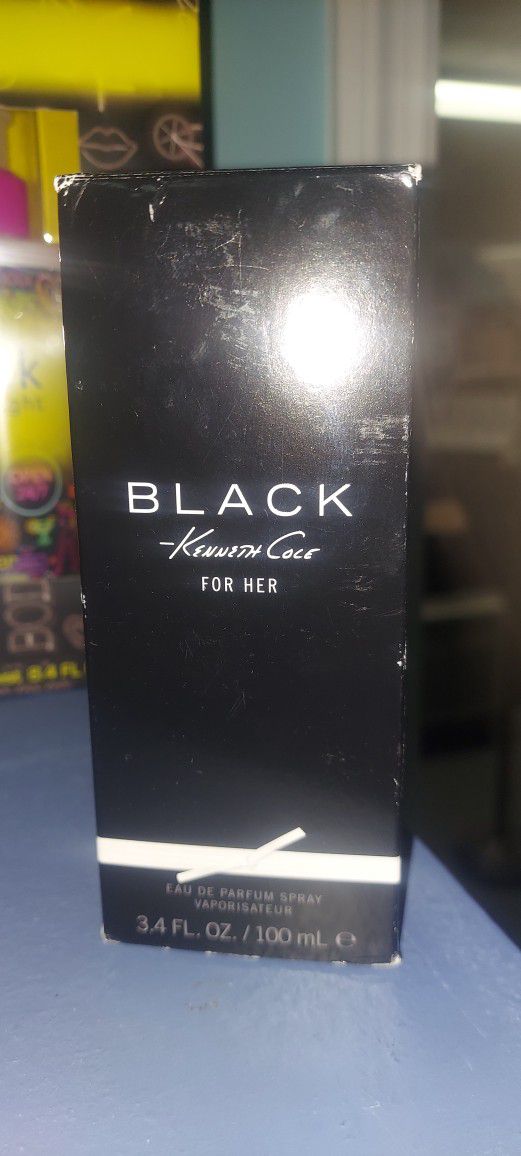Kenneth Cole Black Women's Perfume, New in box
