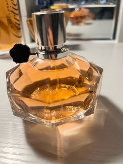Viktor & Rolf Flowerbomb Perfume for women