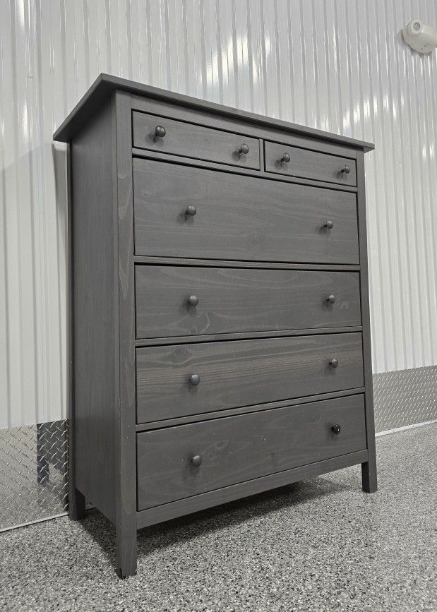 DRESSER - CHEST OF DRAWERS - SPACIOUS DRAWERS - GRAY COLOR - REAL WOOD 