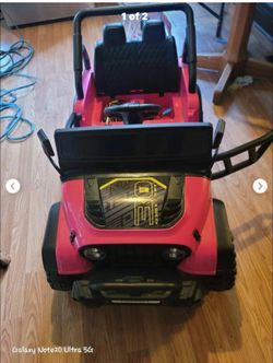 Kids car brand new inside a box  143  80$