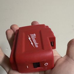 Milwaukee M18 Battery Adapter Heated Gear 