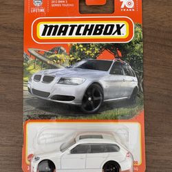 Brand New Unopened Matchbox Diecast Car Collectible White 2012 BMW 3 Series Touring