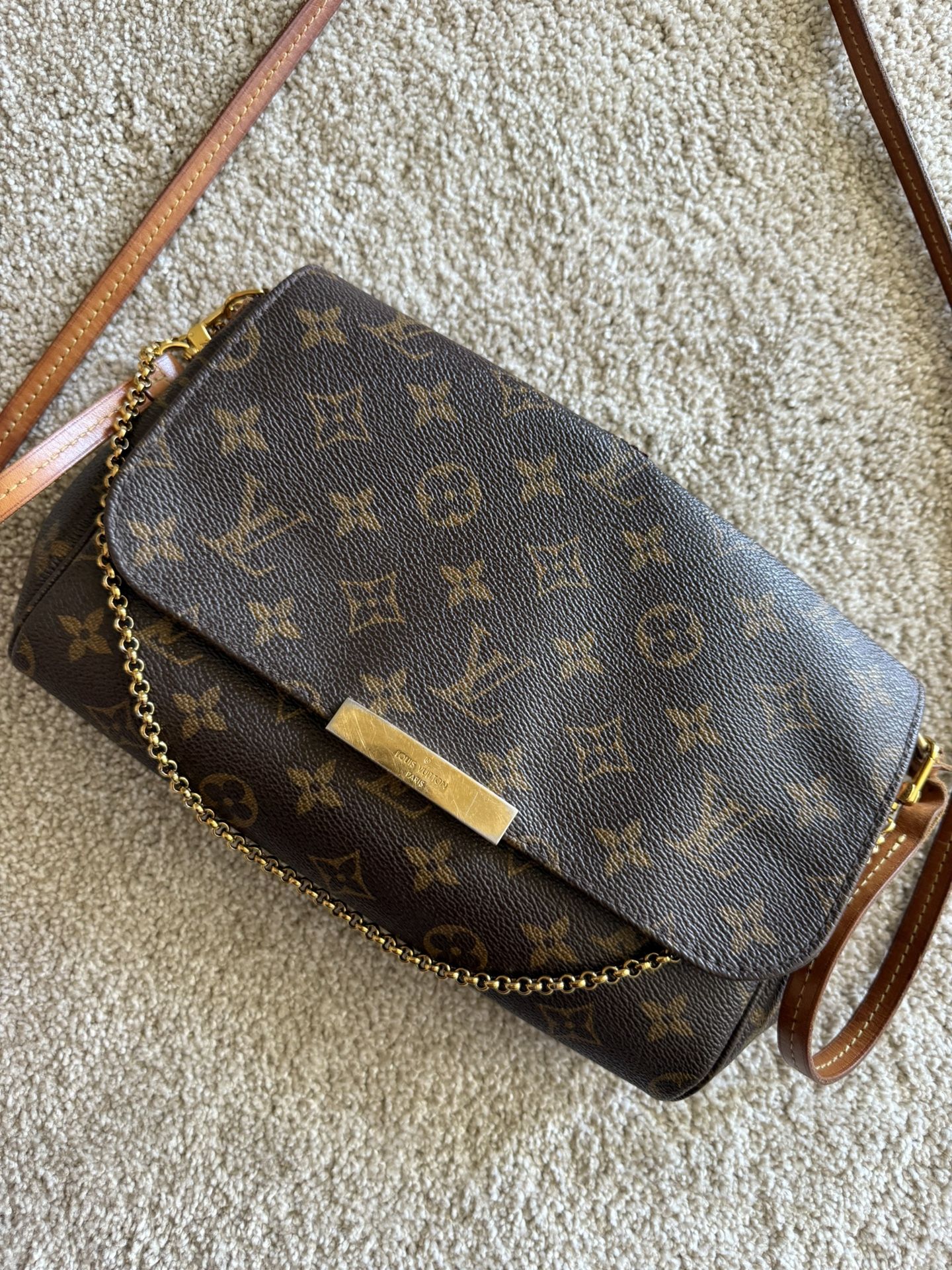 Louis Vuitton crossbody Bag