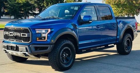 2018 Ford F-150 · SVT Raptor Pickup 4D 5 1/2 ft