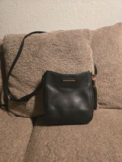 Michael Kors Black Pebbled Leather Crossbody with Tassel Gold Hardware 9"x9"x3"