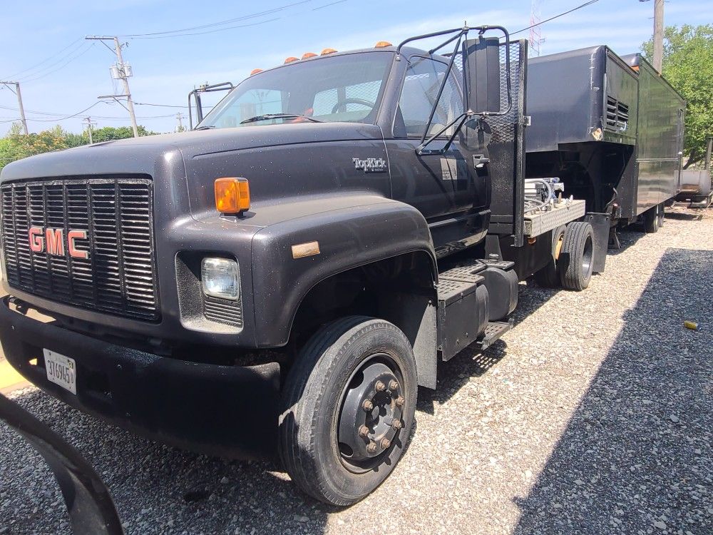 GMC Topkick 5th Wheel Single Axle