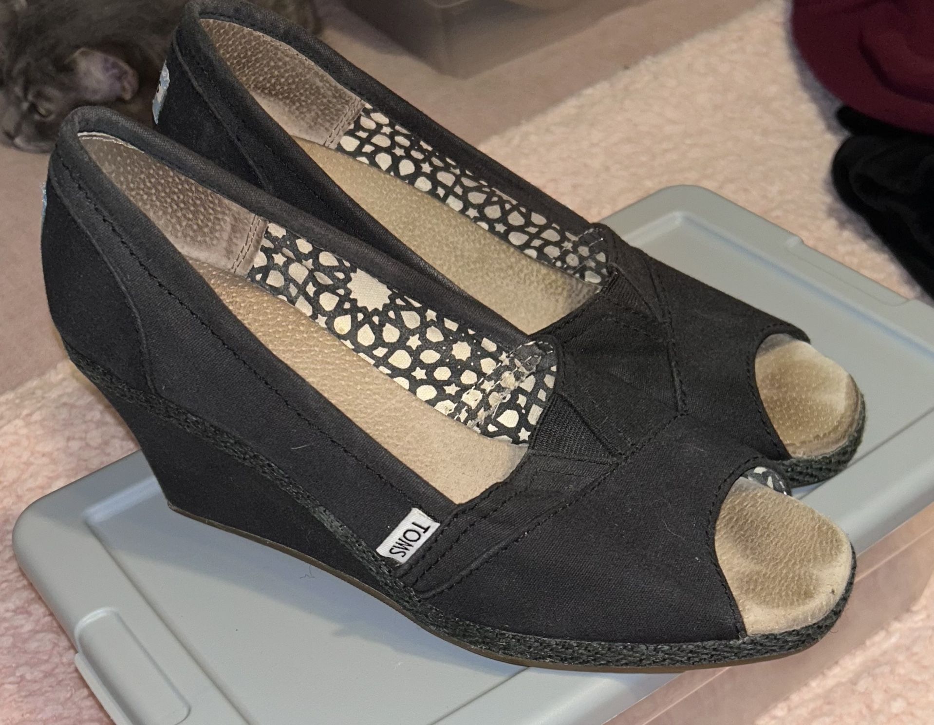 Black Toms Wedges