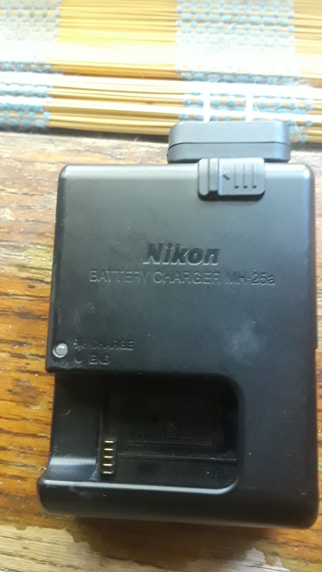 Nikon MH-25a charger