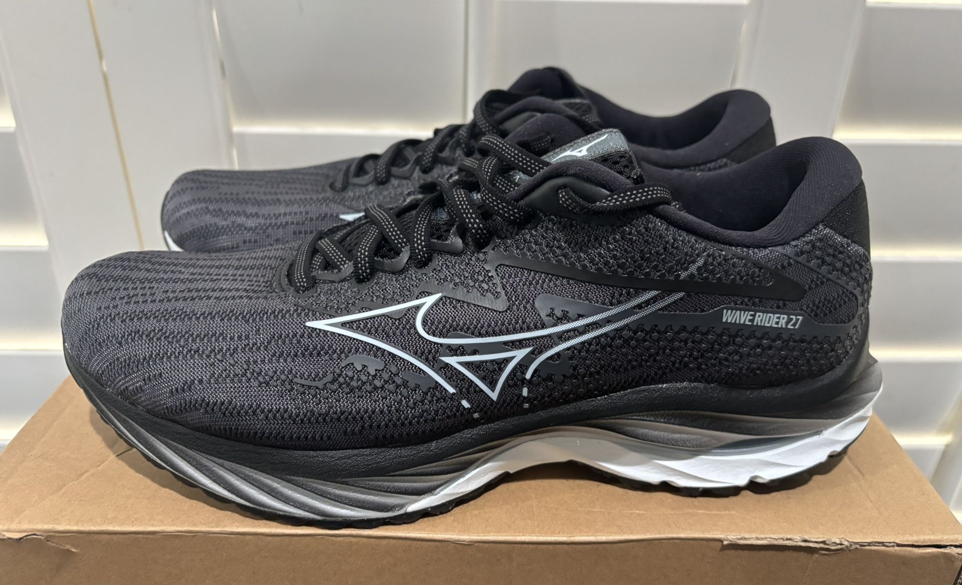 New Mizuno Women’s Wave Rider 27 Running Shoes (Women’s Size 9.5) - $55