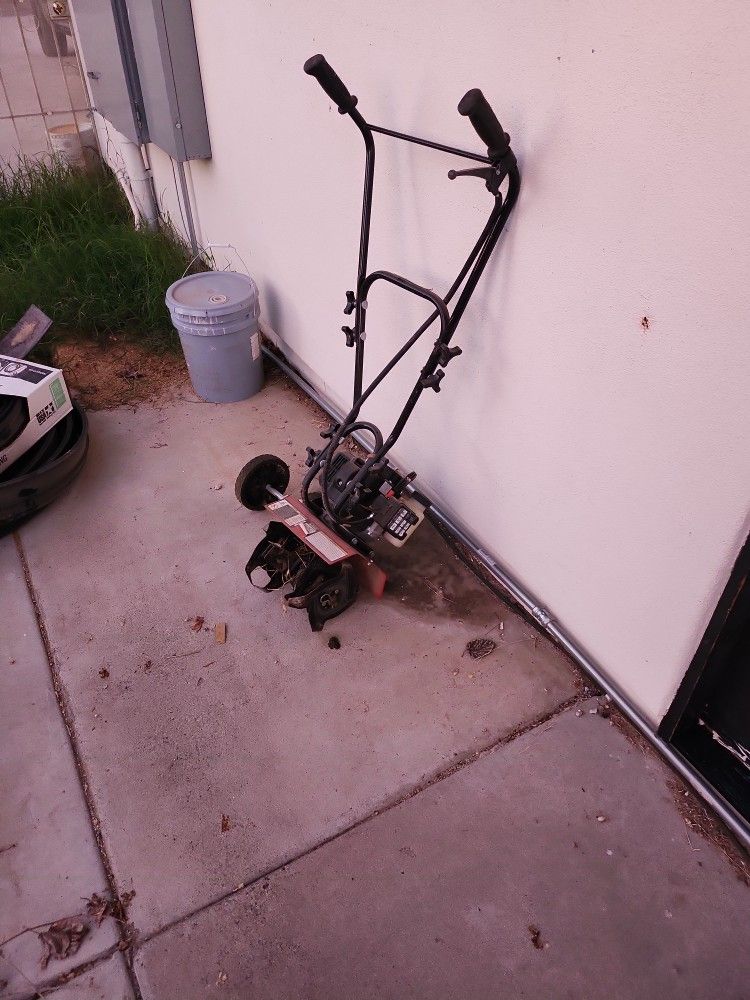 Gas Power Tiller