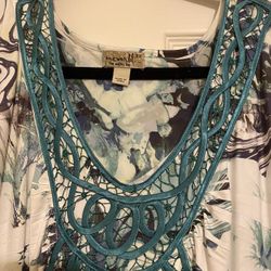 Dress With Gorgeous Green Neckline 