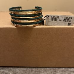 robert lee morris cuff bracelet. New. Gold and turquoise color. Very fancy. 