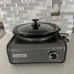 CrockPot Hook Up 2.5 Quart Round Slow Low Cooker Gray SCCPMD2-CH - Linkable Connectable Party