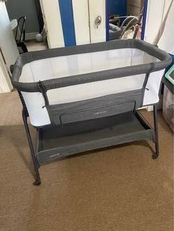Adjustable Bedside Bassinet