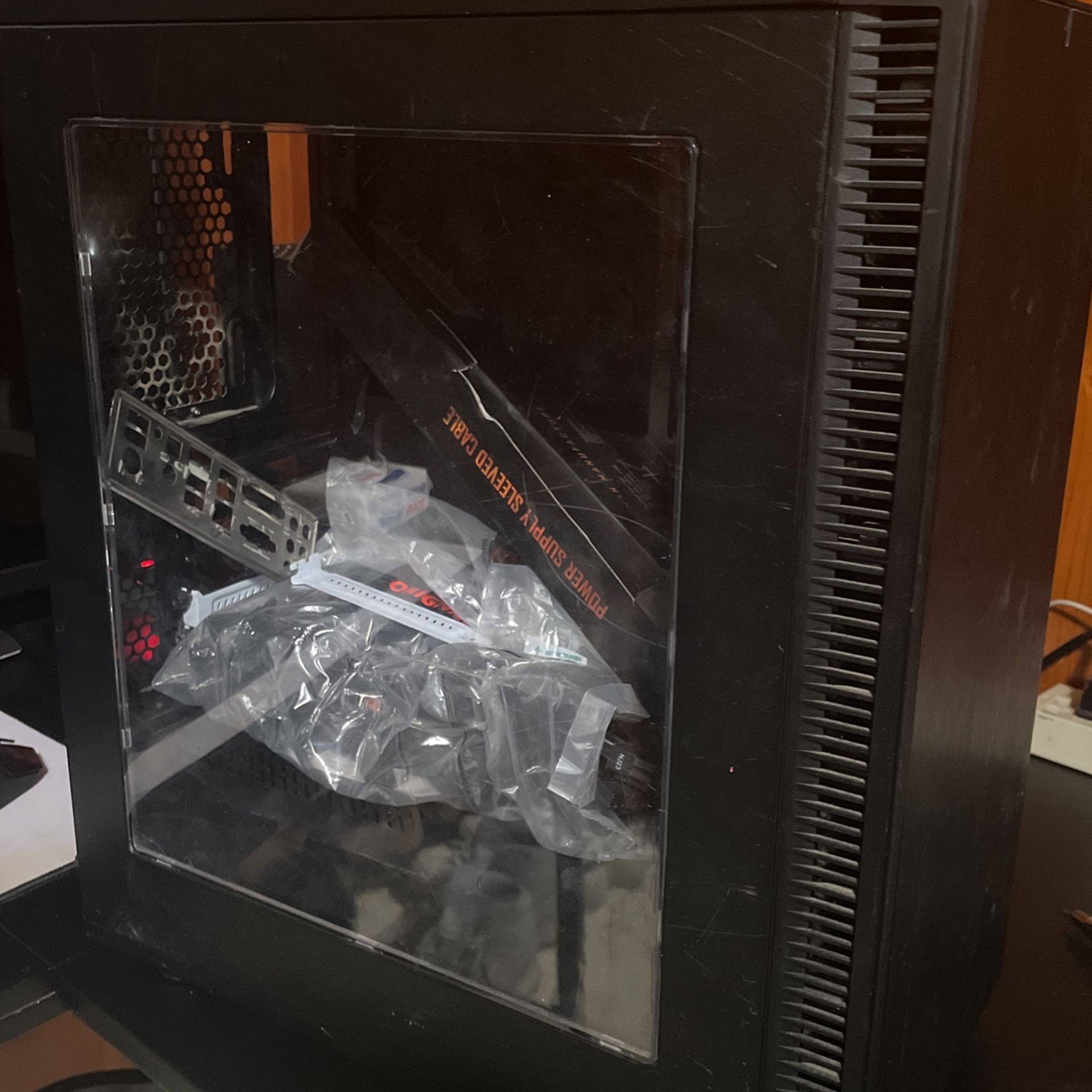 Pc Case With Wires for Sale in Woodville, CA - OfferUp