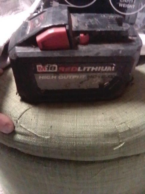 Milwaukee 18 Volt Battery