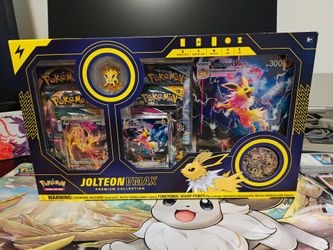 Pokemon Jolteon VMAX Premium Collection Box