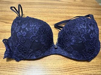  Victoria’s Secret Very Sexy Demi Push Up Bra