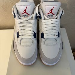 Jordan 4 - 10