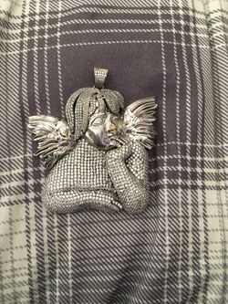 Mossanite pendant
