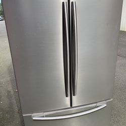 Samsung Stainless Steel Frenchdoor Refrigerator With Water And Ice