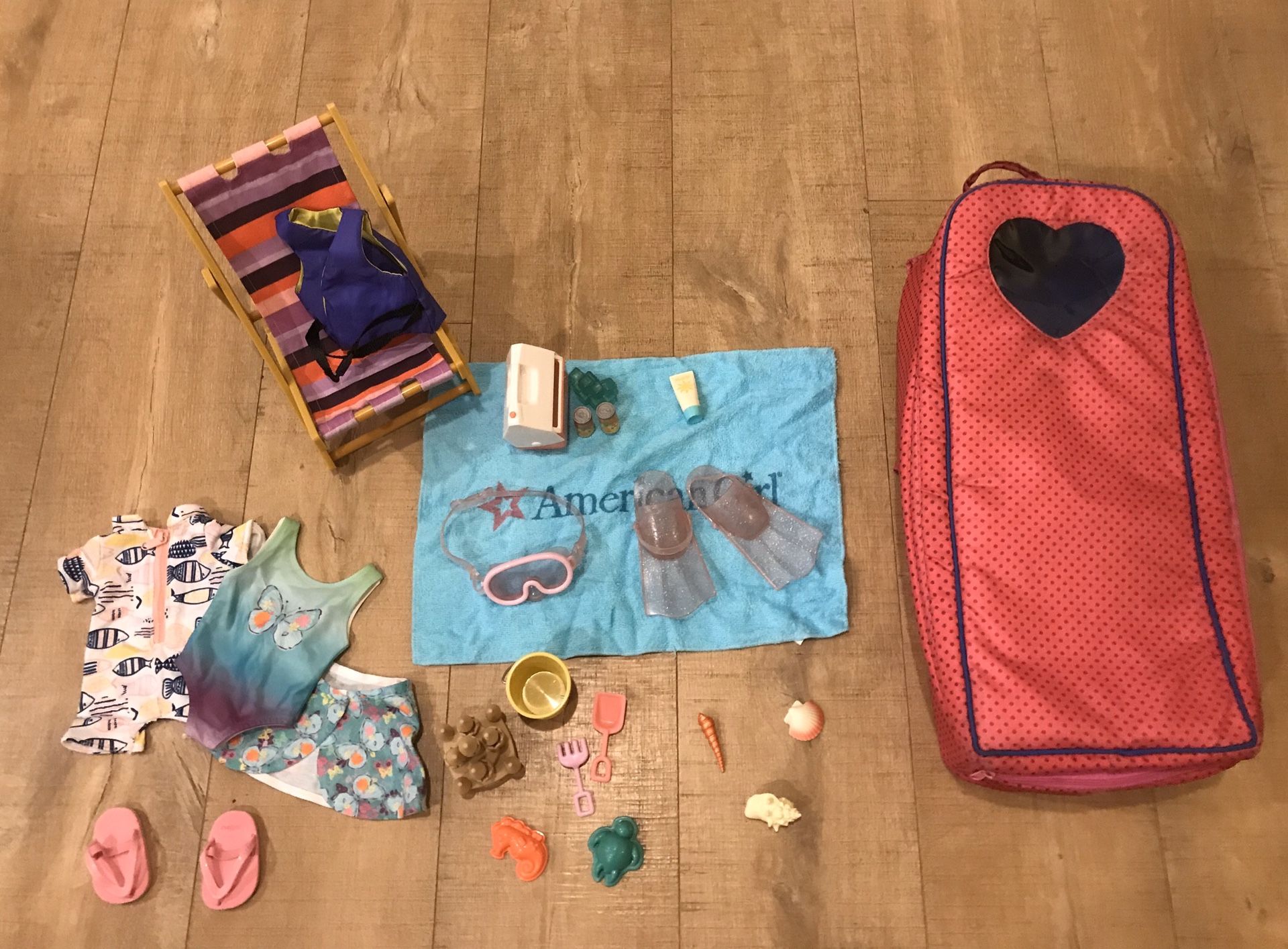 American Girl beach lot with case