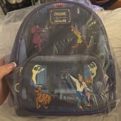 LOUNGEFLY SCOOBY DOO MINI BACKPACK NEW 