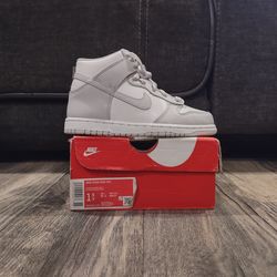 Nike Dunk High Retro "White Vast Grey"